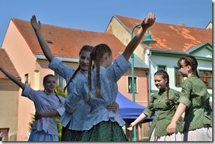 ZUŠ Open - veřejná prezentace uměleckých škol krajů Vysočina a Jihomoravského
- Galakoncert za účasti Magdaleny Kožené
- Bystřice nad Pernštejnem 30. května 2017