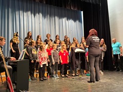 587688127_1163646285975272_1610703508766332923_n (1)