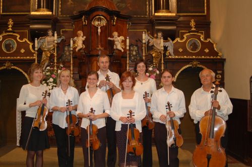 Malý smyčcový orchestr - červen 2006